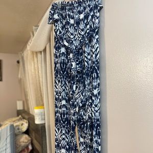 Cute romper blue and white size XL